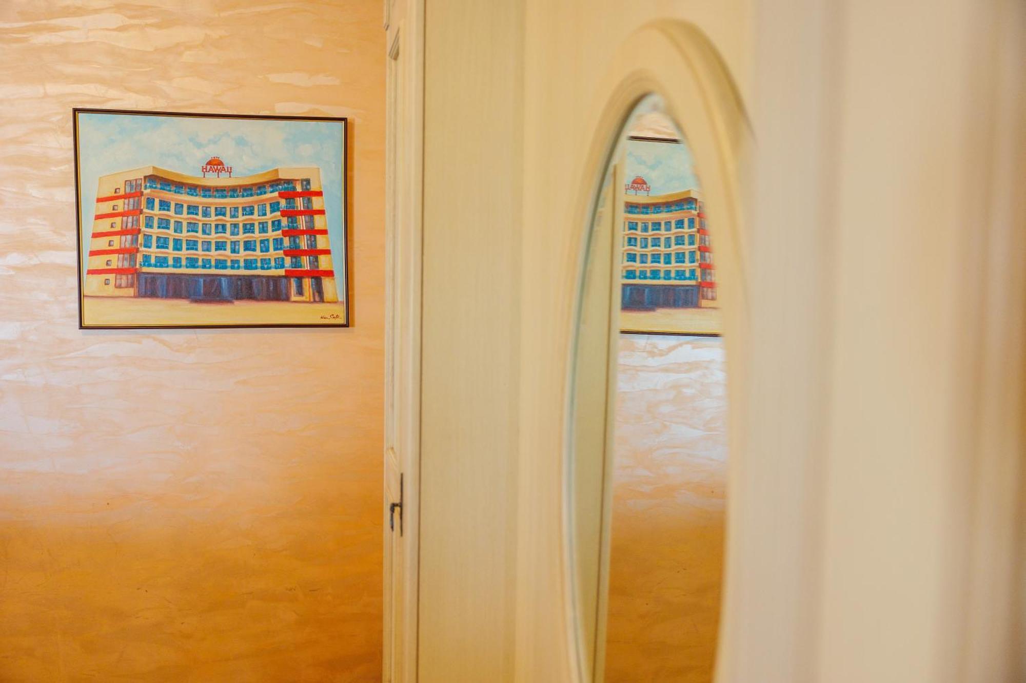 Hotel Hawaii Мамая Екстериор снимка