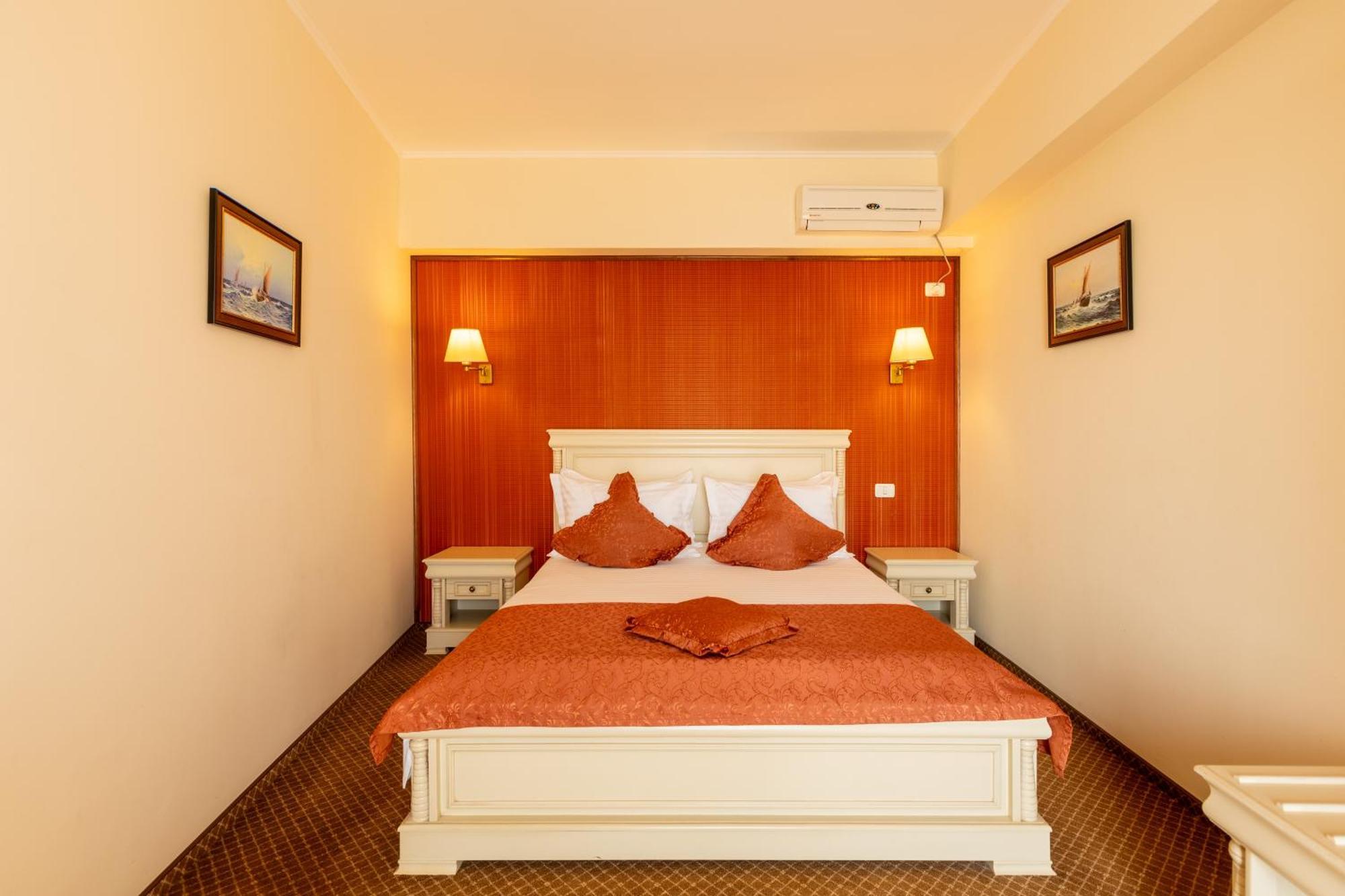 Hotel Hawaii Мамая Екстериор снимка